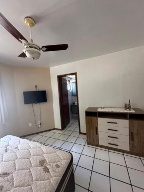 Apto 5 min praia 3 quartos até 8 pessoas